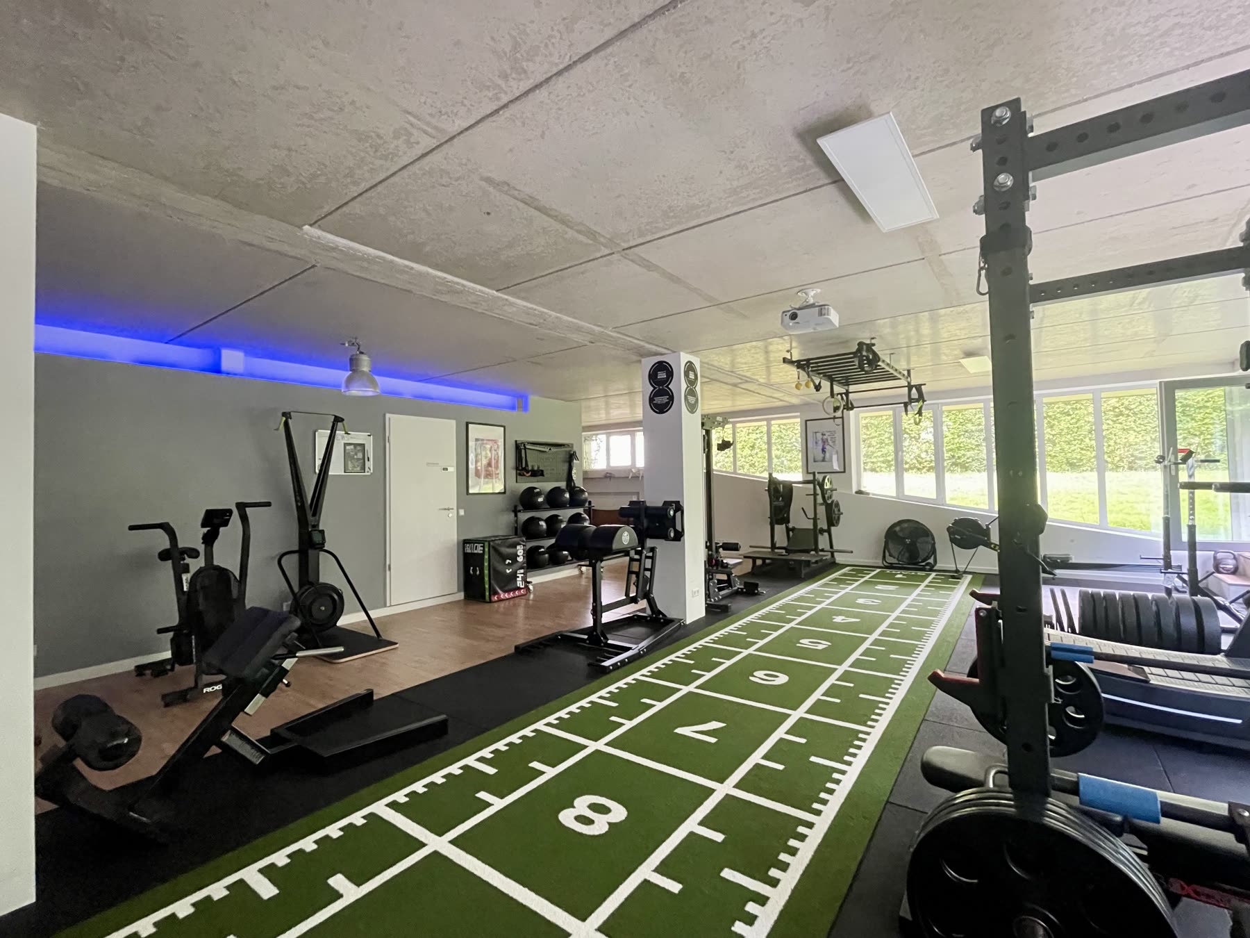 Trainingsbereich im Studio Kraftsprung